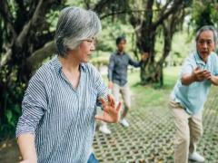 老人73岁84岁怎样躲民间说法